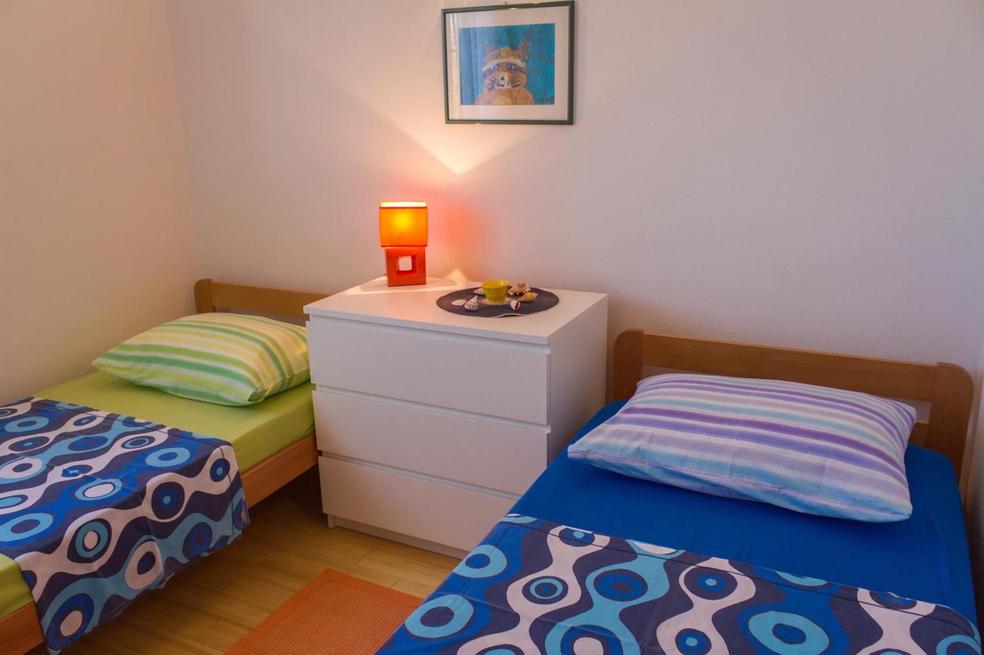 Apartments By The Sea Stomorska, Solta - 5190 Bagian luar foto